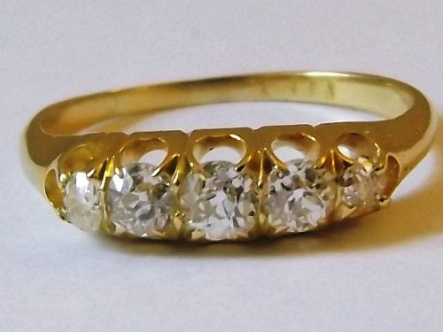 Lovely Victorian 5 Stone Diamond 18ct Gold Ring 0.60ct