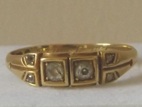 Lovely Victorian 18ct Gold Diamond Ring