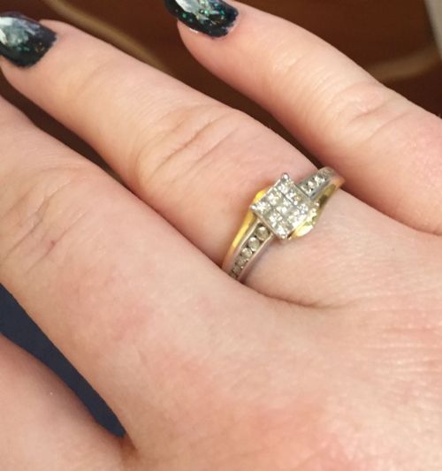Stunning 18ct White and Yellow Gold Art Deco 0.65ct Diamond Ring.
