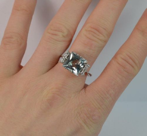 fig 1. Stunning 1940s 5.75ct Aquamarine & Diamond 18ct White Gold Ring