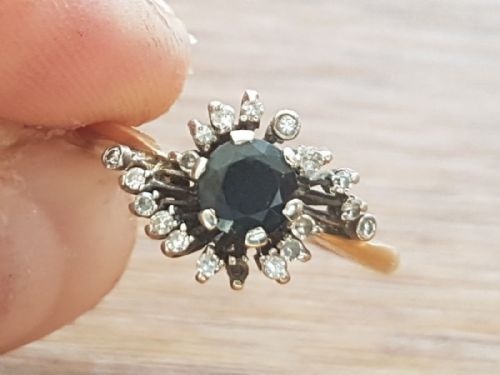 Lovely 18ct Gold Sapphire & Diamond Cluster 1930s Period Ring