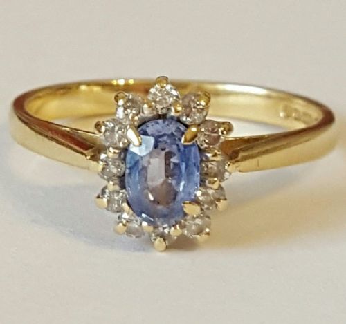 Art Deco18ct Yellow Gold Cornflower Blue Ceylon Sapphire & Diamond Ring