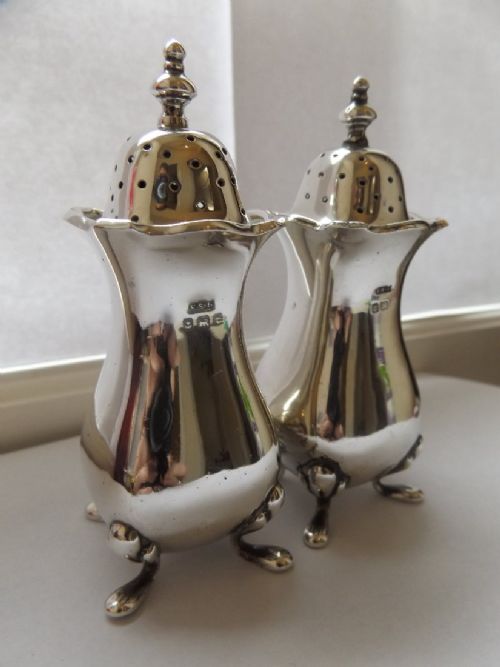 fig 1. Superb Boxed Hallmarked Silver 5 piece Cruet Set Birmingham 1918