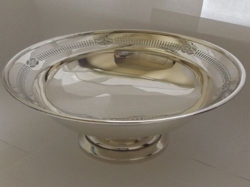 Lovely George V Silver Pedestal Bowl, Chester 1924
