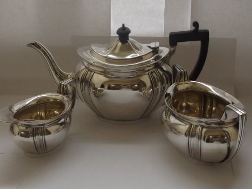Lovely Art Deco Hallmarked Silver 3 Piece Tea Set