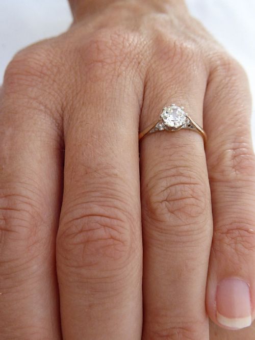 fig 1. Beautiful Art Deco18ct Gold 0.7ct Diamond Solitaire Ring
