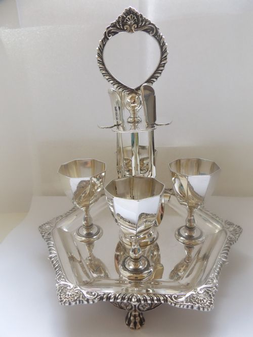Stunning Victorian Silver Plated Egg Cruet