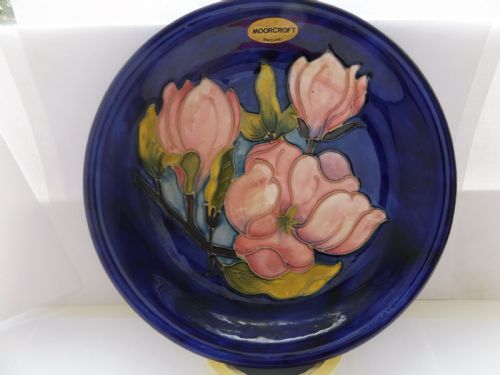 Large Moorcroft Magnolia Pattern Plate