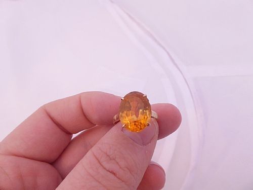 Pretty Victorian 15ct Gold 4ct Citrine Ring