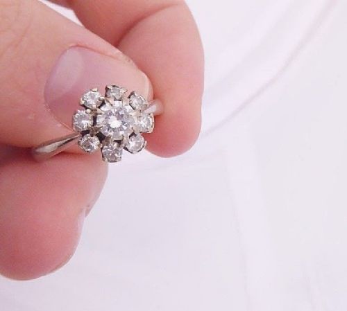 Lovely Art Deco 18ct Gold 0.6ct Diamond Cluster Ring