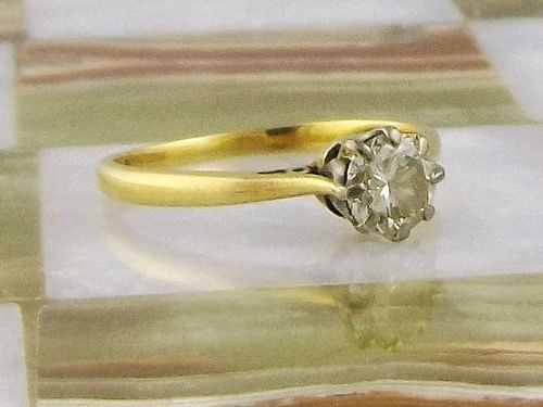 Quality 18ct Gold 0.65ct Diamond Solitaire Ring