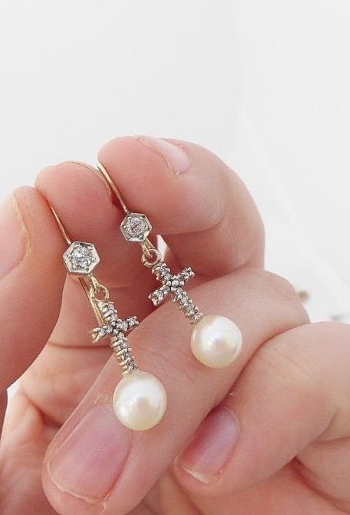 Super 18ct & 9ct Gold Diamond Cross & Cultured Pearl Drop Earrings