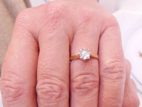 Superb Art Deco 18ct Gold 0.85ct Diamond Solitaire Ring
