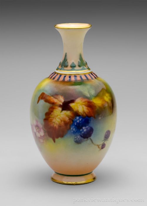 Royal Worcester Hand Painted Blackberry Fruit Vase C.1908