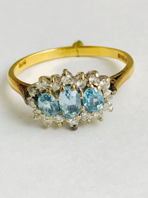 Aquamarine & Diamond 18ct Gold Cluster Ring