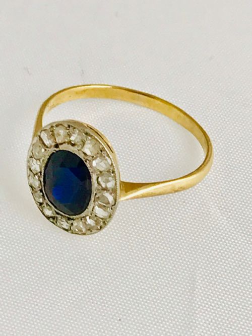 Lovely Victorian 18ct Gold Sapphire and Diamond Ring