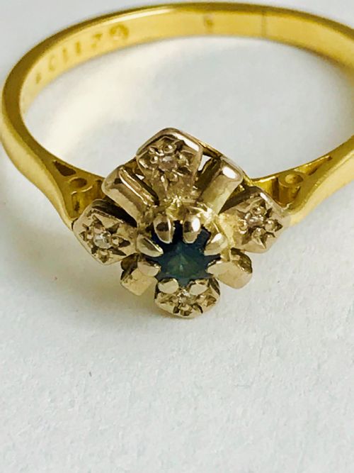 Victorian 18ct Gold Diamond and Sapphire Ring