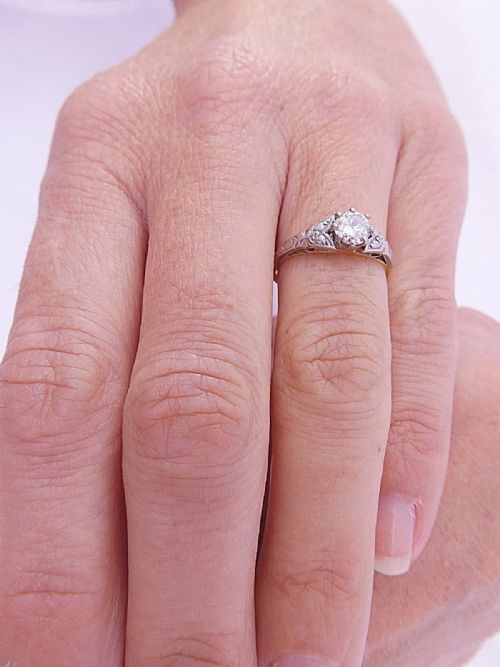 Lovely Edwardian 18ct Gold 0.4ct Diamond Solitaire Ring