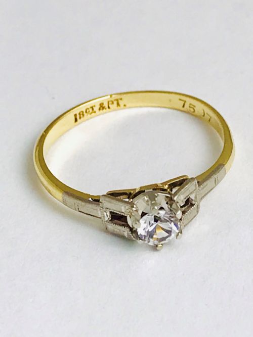 Stunning Art Deco 18ct Gold 0.35ct Solitaire Diamond Ring