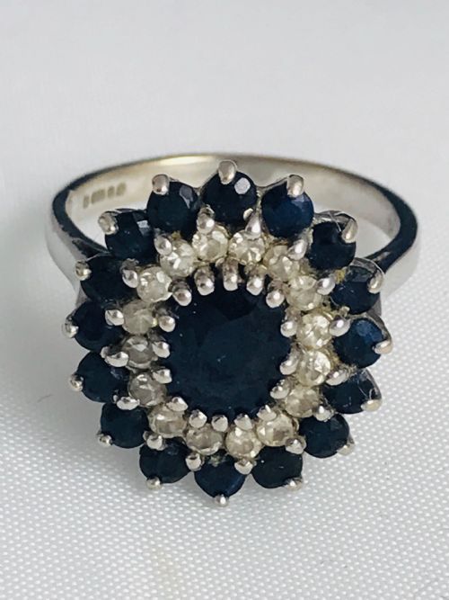 Lovely 18 Carat White Gold Sapphire Cluster Ring