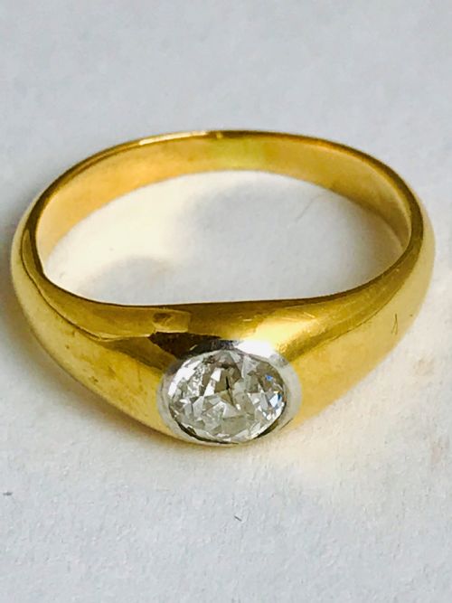 Beautiful Art Deco 18ct Gold 0.6ct Diamond Solitaire Ring