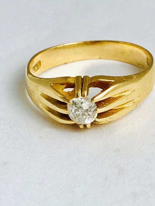 Superb 18ct Old Brilliant Cut Gentleman's Diamond Solitaire Ring