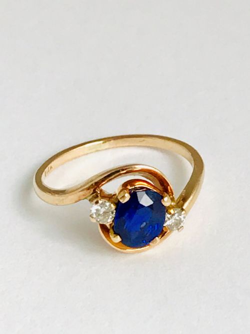 Vintage 18ct Gold Sapphire Diamond Twist Ring