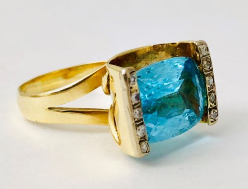 Super 18ct Gold 7.5ct Blue Topaz Diamond Art Deco Ring