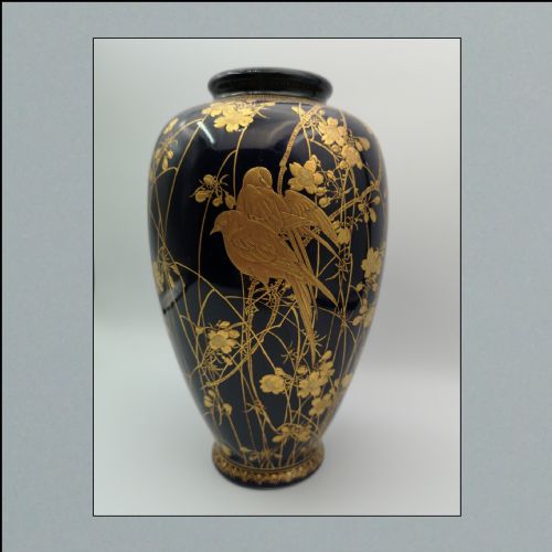 Lovely Japanese Gilt Decorated Blue Ground Vase Meiji