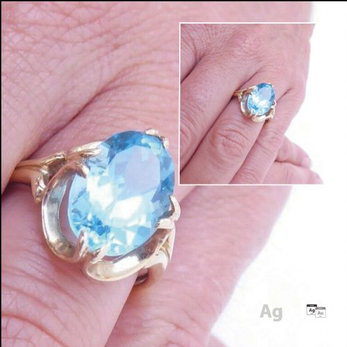 Large 3.5ct Topaz 9ct Gold Ring Size P1/2