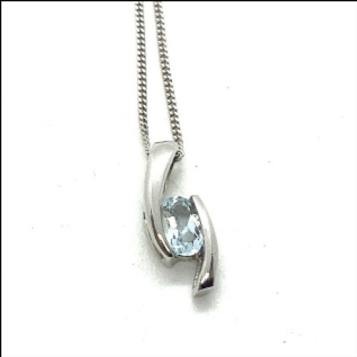 Fine Vintage 9ct White Gold Aquamarine Pendant Necklace