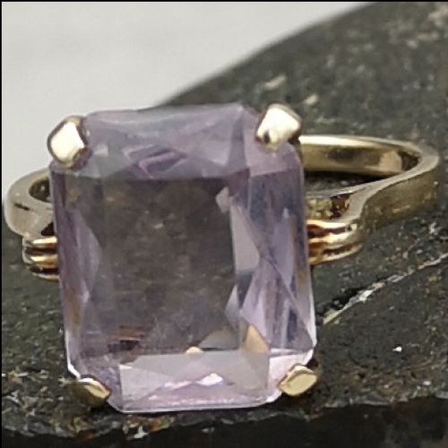 9ct Gold Amethyst (5ct) Ring, Size K