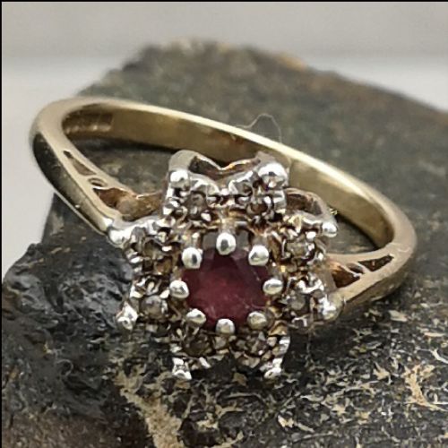9ct Gold Ruby and Diamond Flower Ring