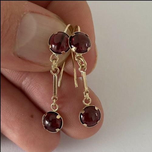 9ct Gold Cabochon Amethyst Dangly Drop Earrings