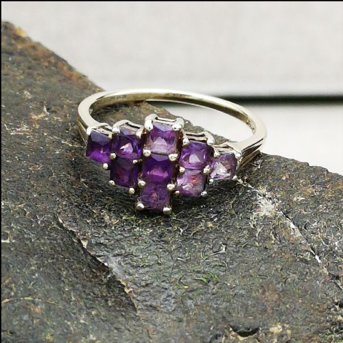 9ct Gold Amethyst 9 Stone Cluster Ring
