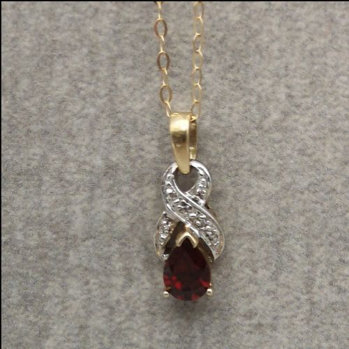 9ct Gold Diamond & Pear Drop Garnet Vintage Pendant