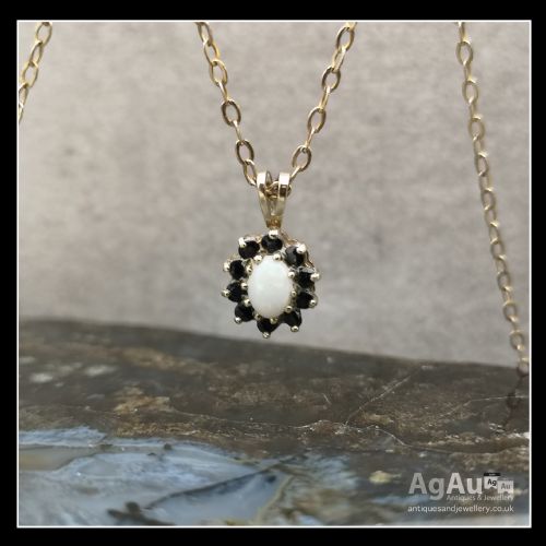 fig 1. 9ct Gold Sapphire & Fiery Opal Cluster Pendant
