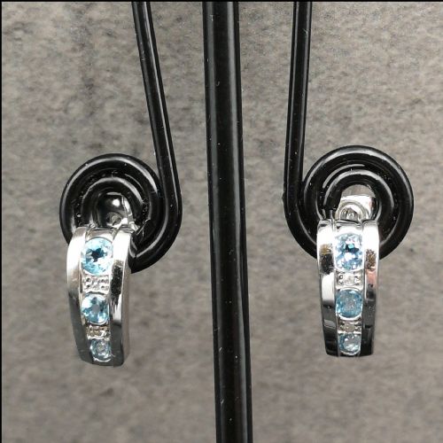 9ct Gold Blue Topaz & Diamond Stud Earrings