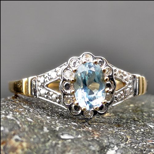 9ct Gold Blue Topaz and Diamond Ring