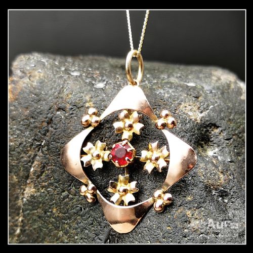 fig 1. 9ct Edwardian Rose Gold and Garnet Pendant with Chain