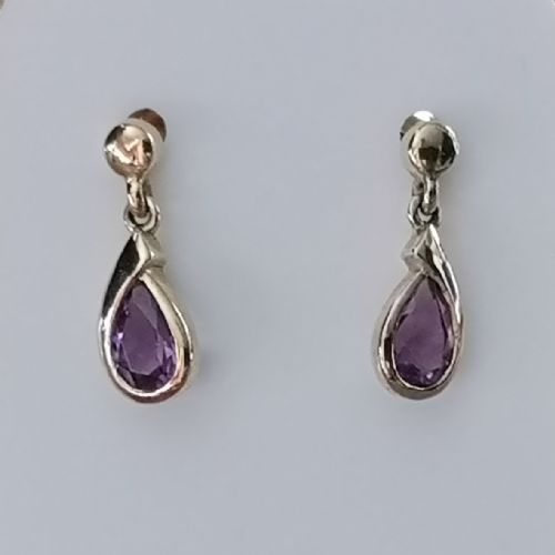 9ct Gold Pair of Amethyst Drop Earrings