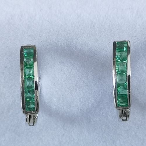 14ct White Gold Emerald Hinged Earrings