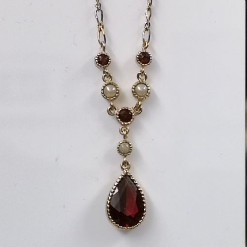 Edwardian 9ct Gold Pear Drop Garnet with Smaller Garnets & Seed Pearls Necklace