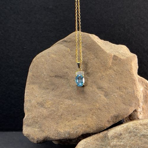 9CT GOLD DIAMOND BLUE TOPAZ PENDANT NECKLACE - ADDITIONAL PHOTO 6