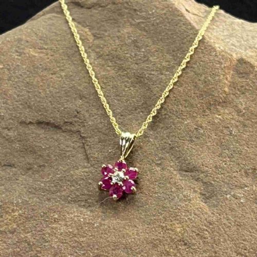9ct Gold Diamond & Ruby Cluster Pendant Necklace
