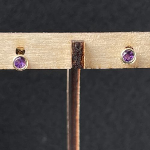 9ct Gold Amethyst Stud Earrings
