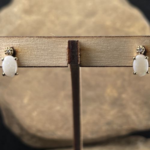 9ct Gold Diamond & Opal Stud Earrings