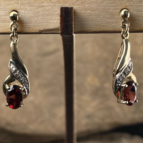 9ct Gold Diamond & Garnet Drop Earrings