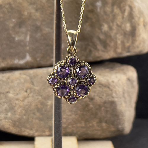9ct Gold Vintage Amethyst Stone Set Cluster Pendant Necklace