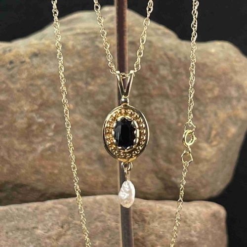9ct Gold Sapphire & Pearl Pendant Necklace